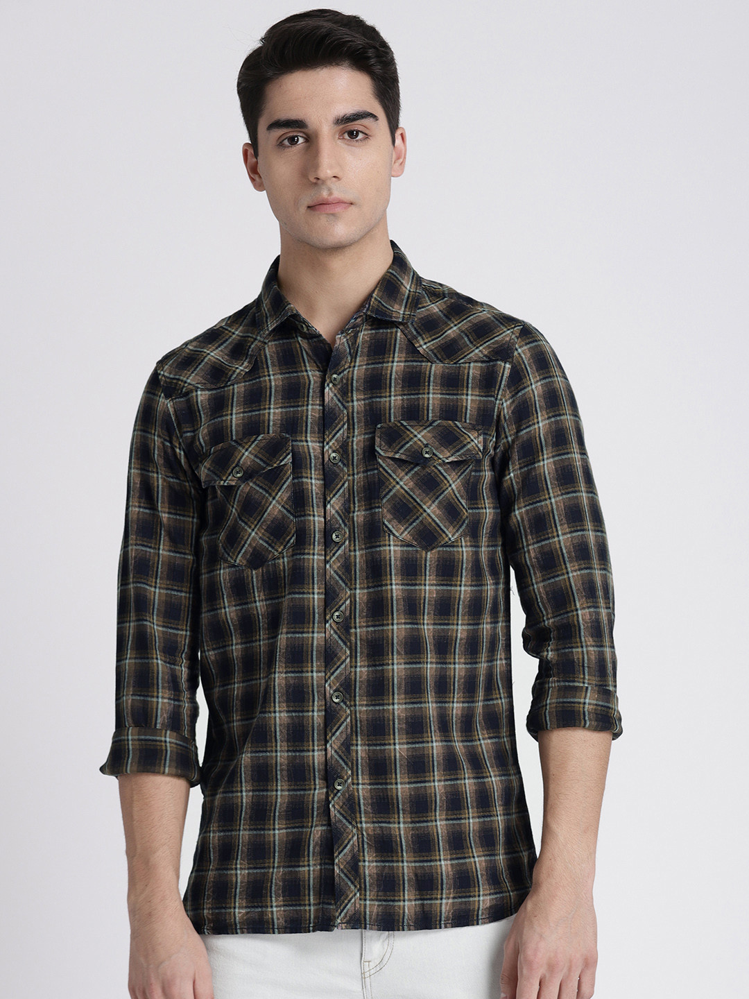 Splash Men Navy Blue & Brown Slim Fit Checked Casual Shirt