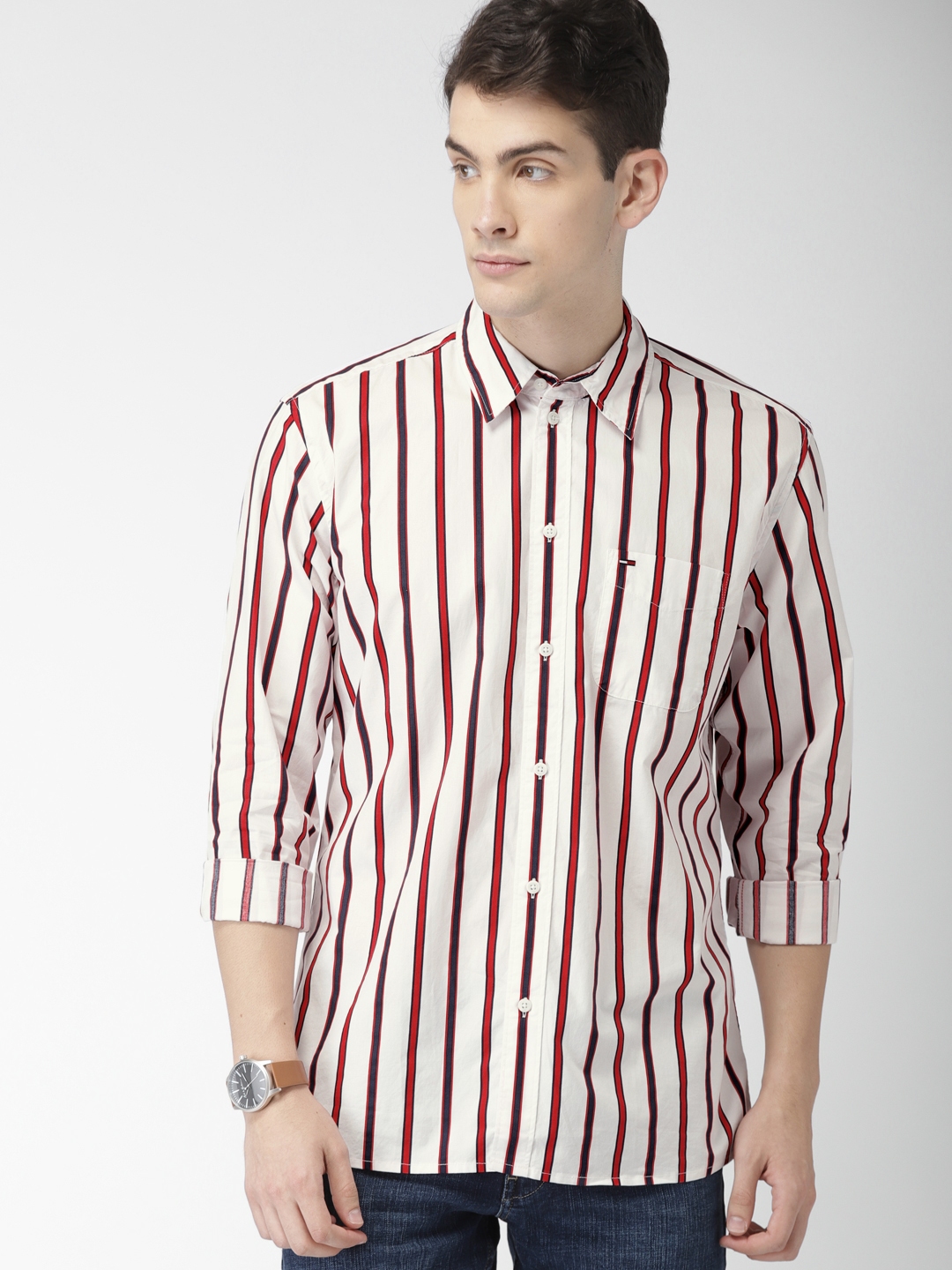 Raffinaderi Nogen buffet Buy Tommy Hilfiger Men Cream Coloured & Red Regular Fit Striped Casual Shirt  - Shirts for Men 7029209 | Myntra