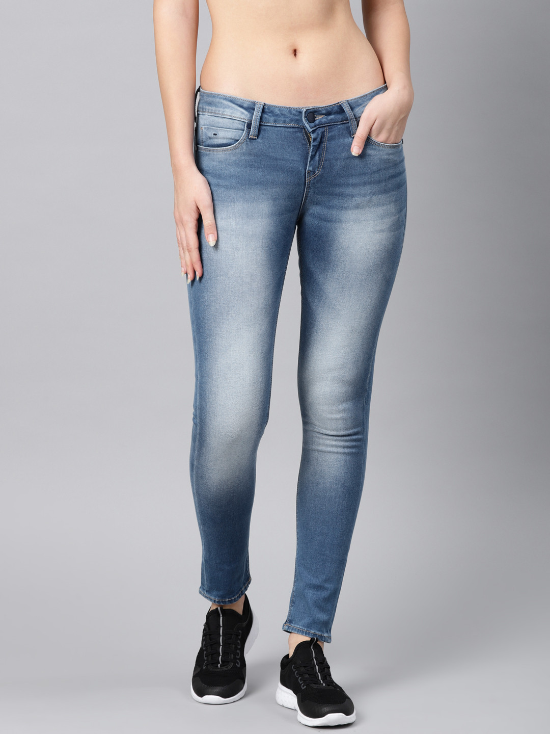 Hrithik Roshan Women Blue Skinny Fit 