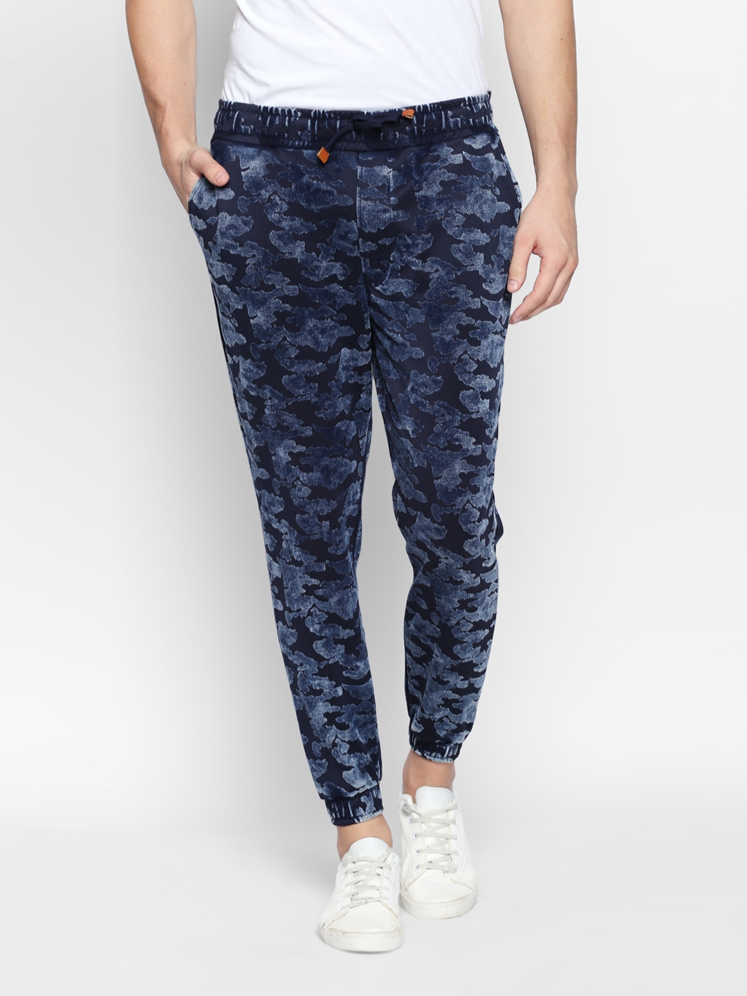 joggers for men myntra