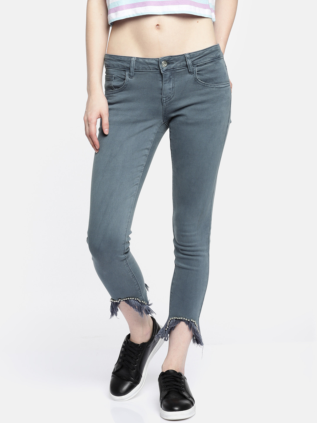 Deal Jeans Women Blue Slim Fit Mid-Rise Clean Look Stretchable Jeans