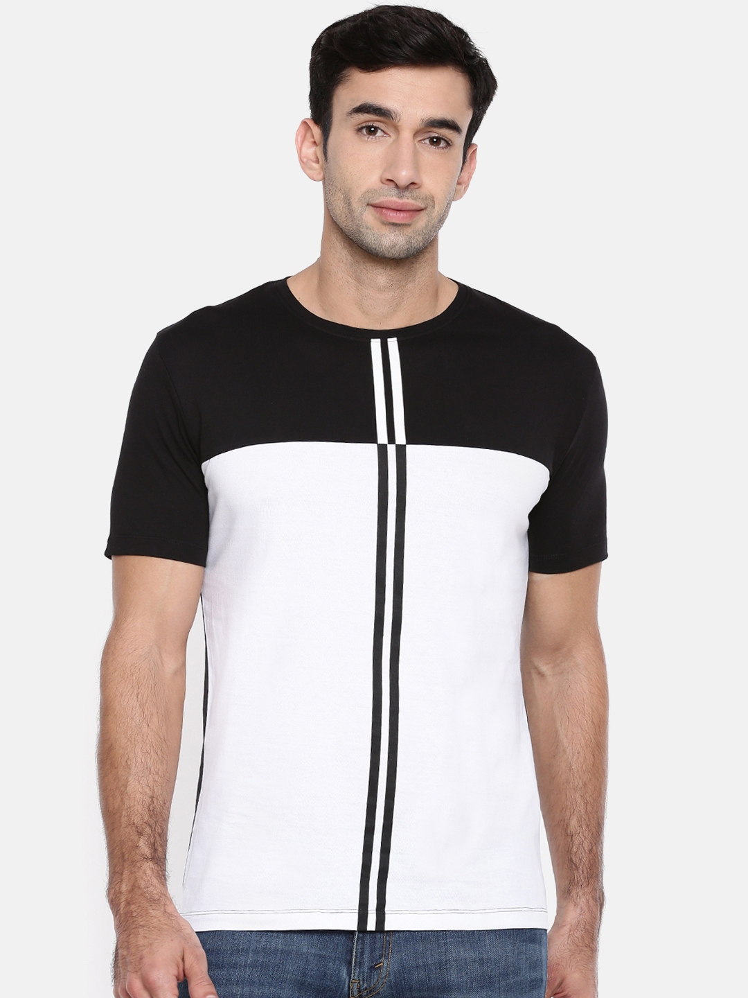 elaborado t shirt