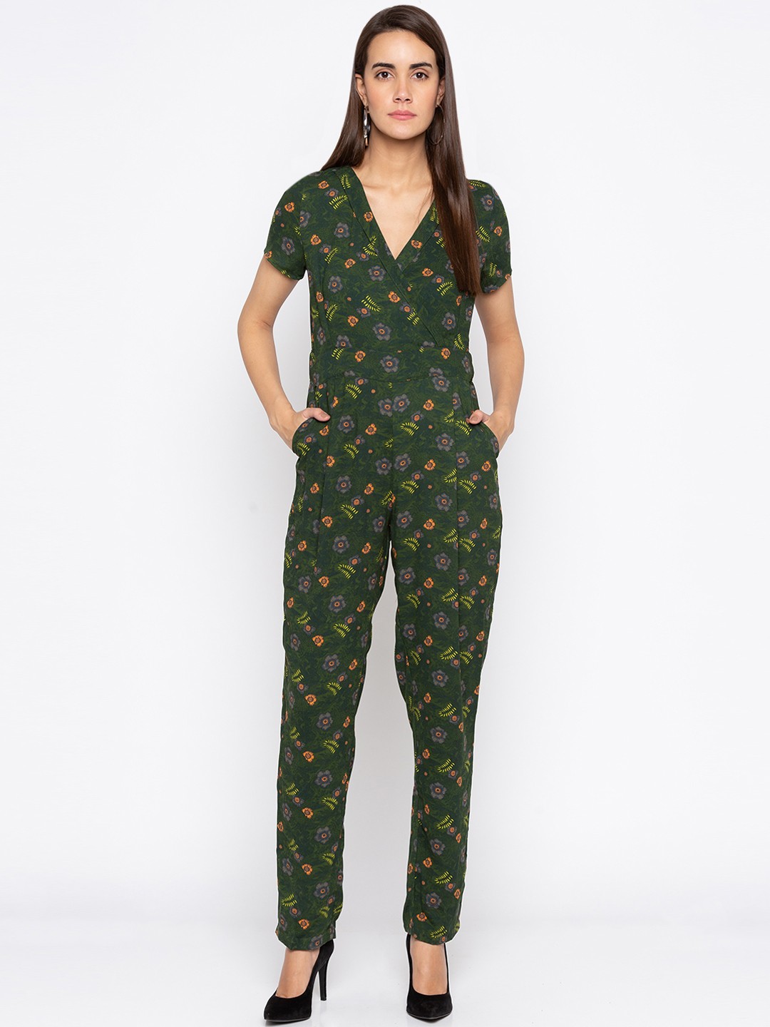 globus jumpsuit