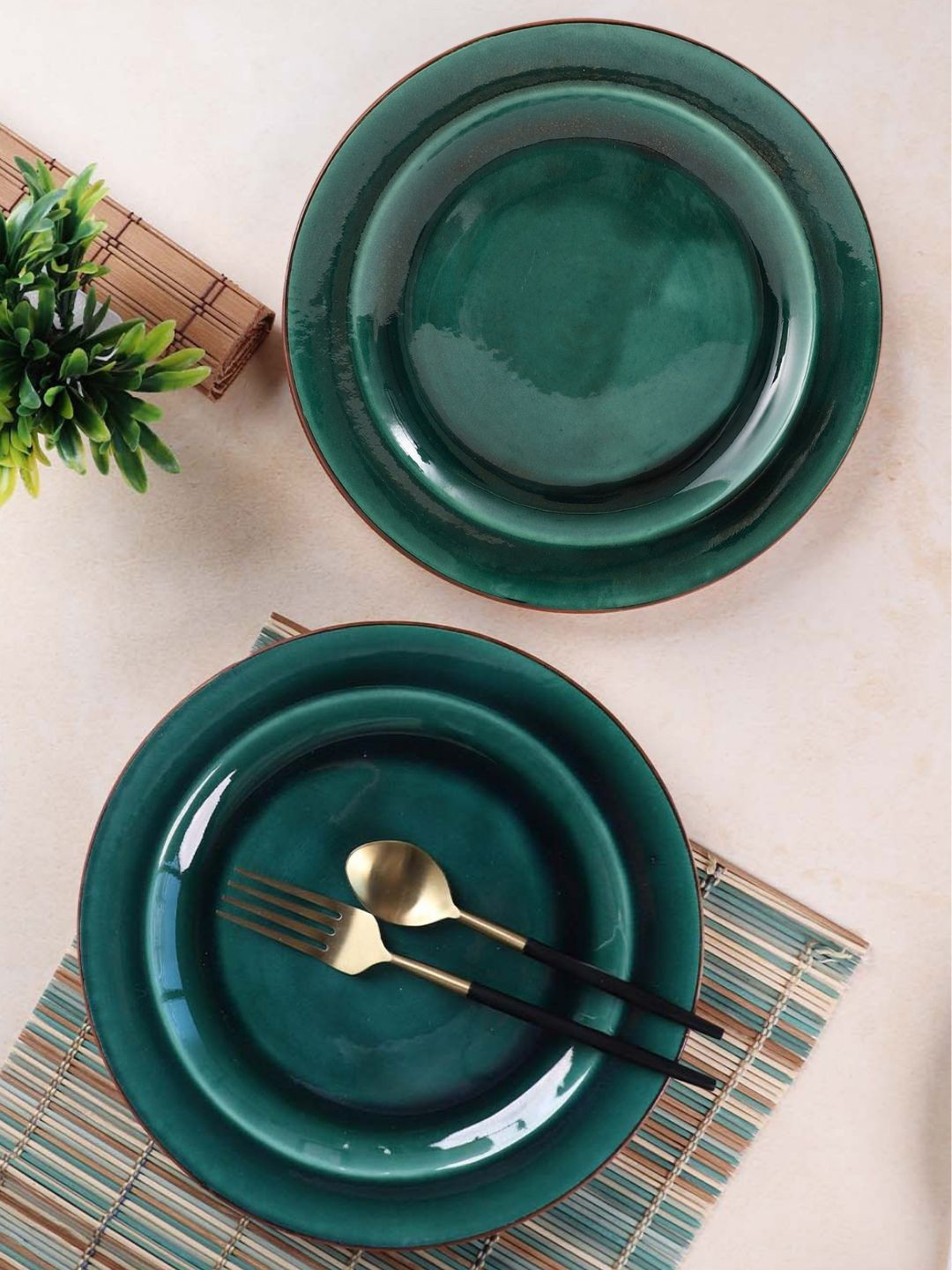 VarEesha Green Set of 4 Hand-Painted Mosaic Ceramic Quarter/ Side Plates