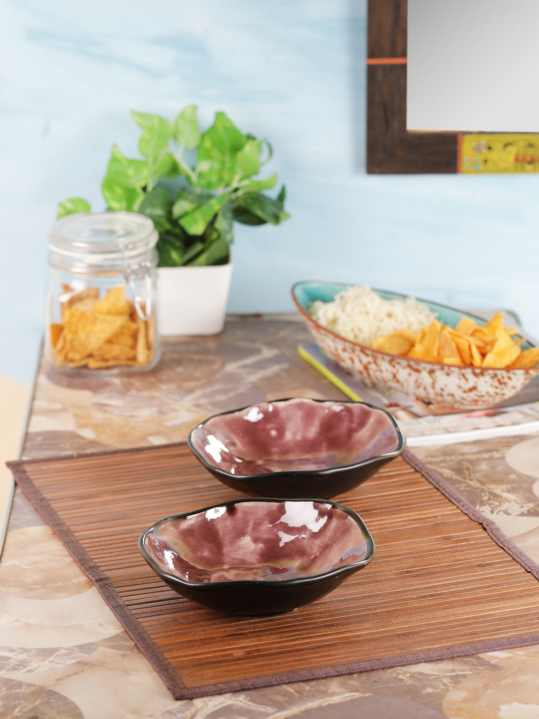 VarEesha Black & Brown Set Of 2 Hand Painted Ceramic Round Bowls
