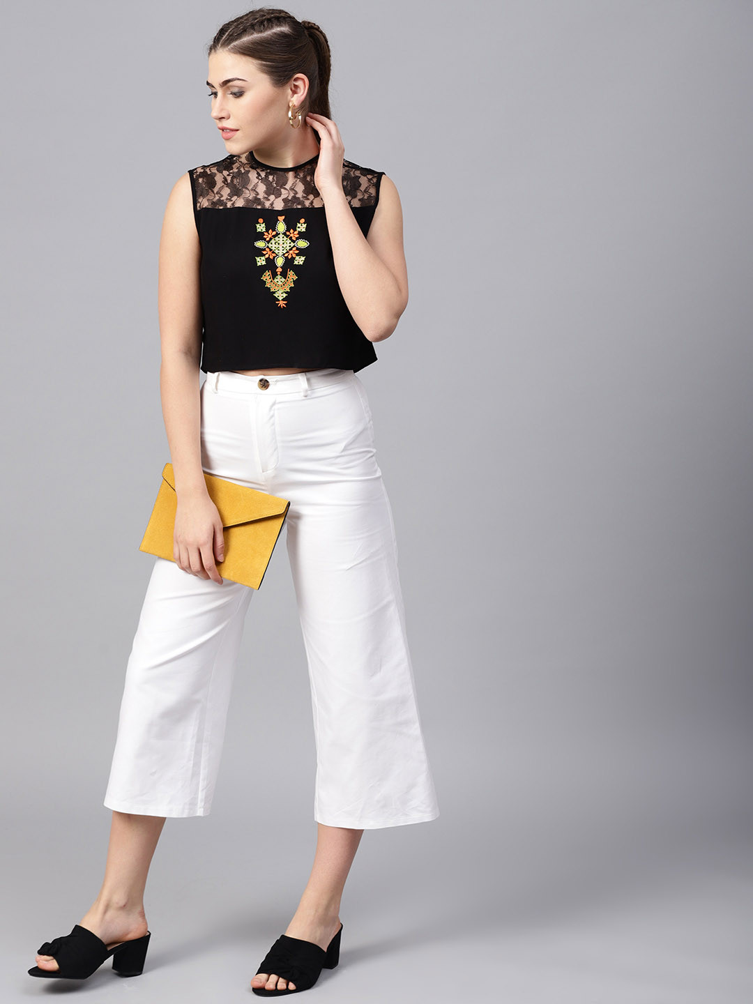 Zima Leto Women Black Embroidered Crop Top