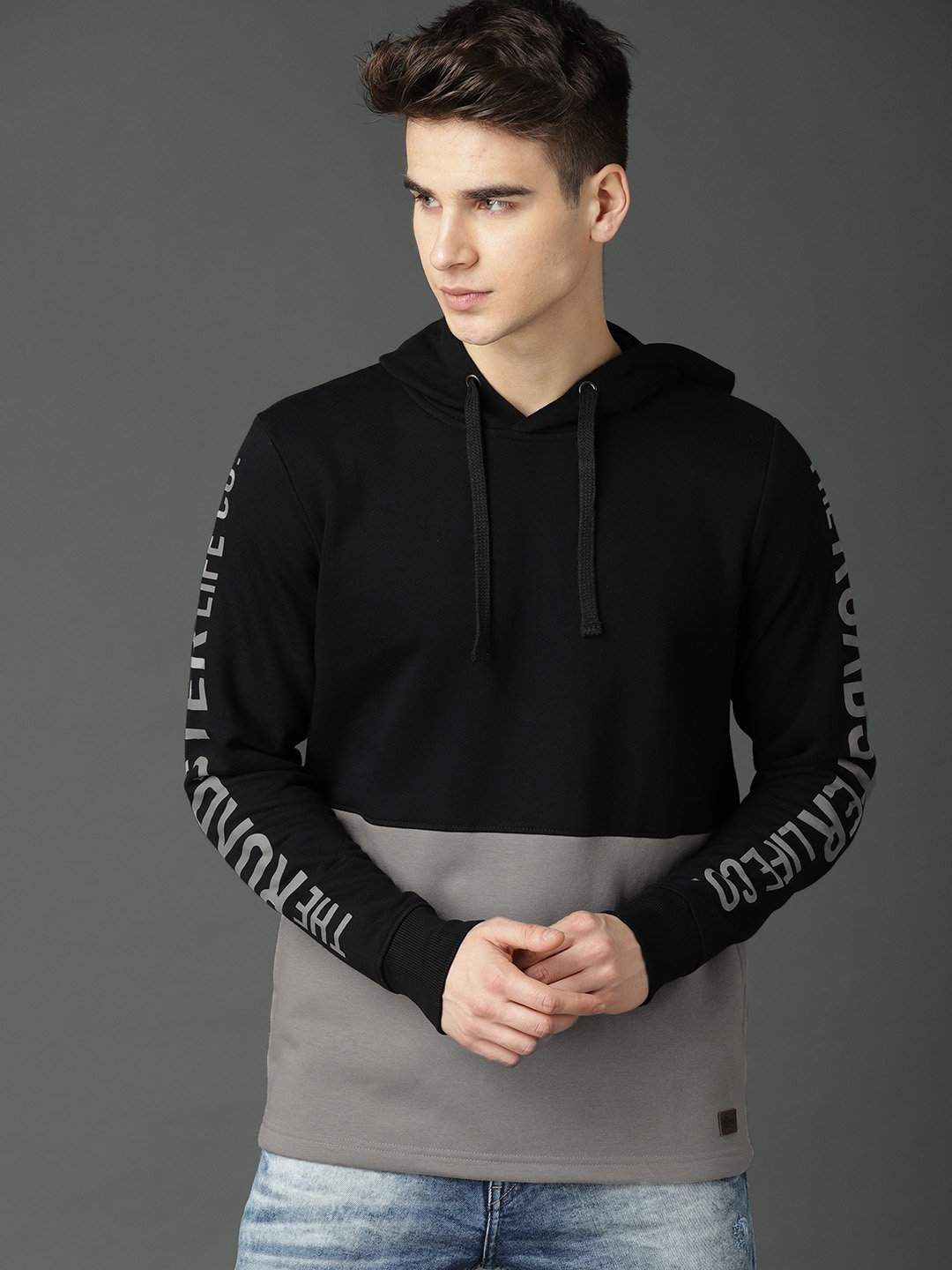 Black hotsell hoodie myntra