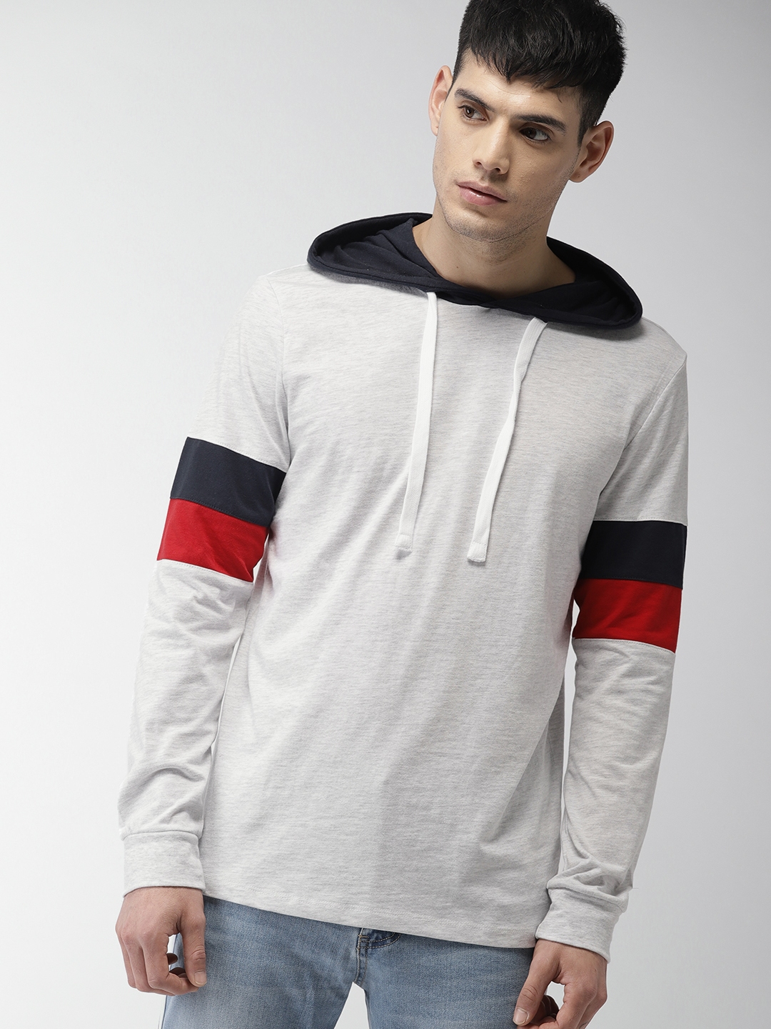 hooded t shirt myntra