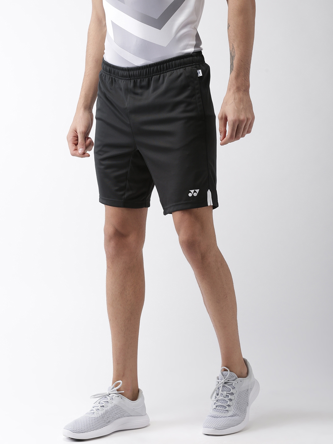 Yonex shorts shop myntra
