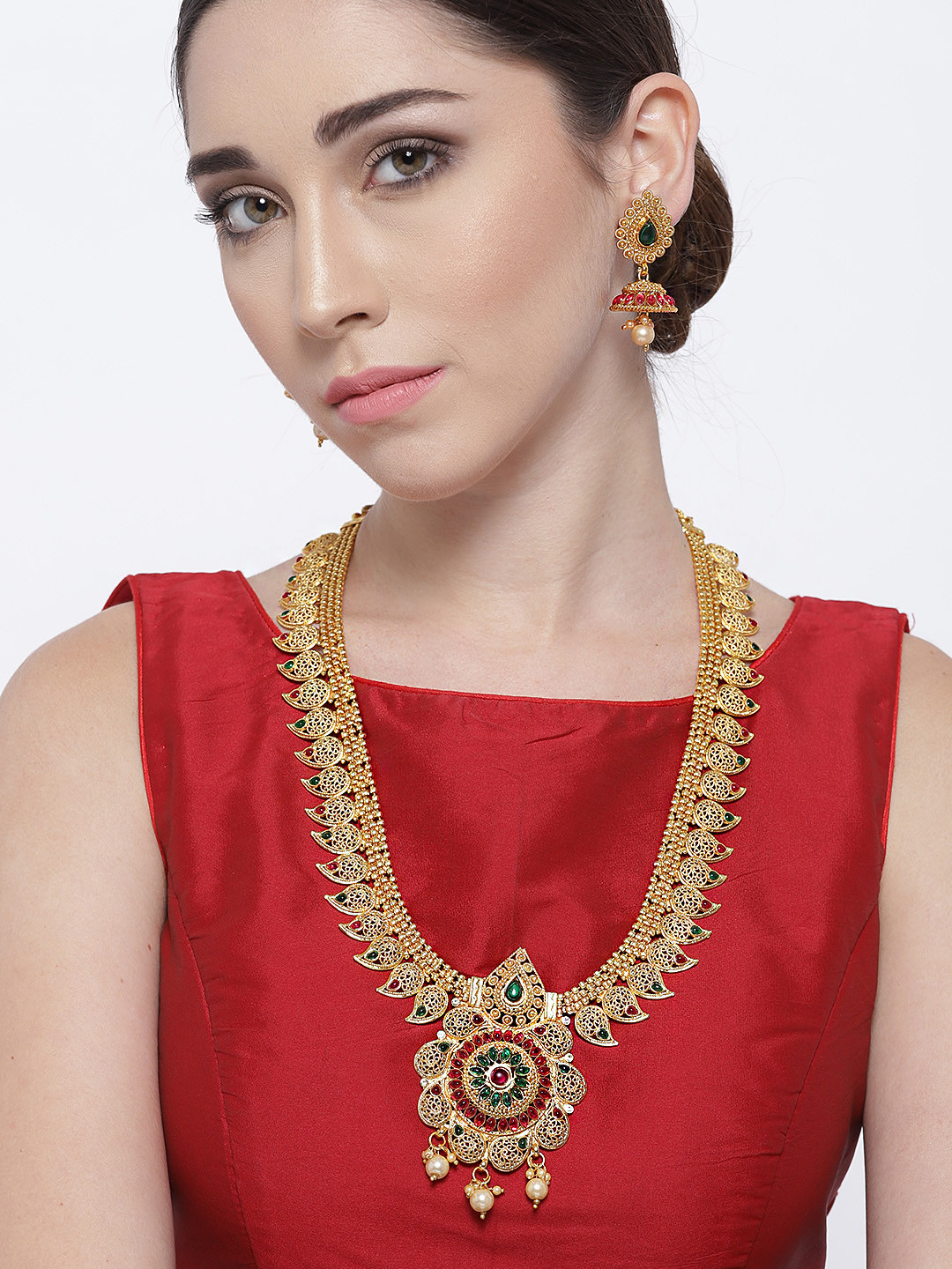YouBella Green & Red Gold-Plated Stone-Studded Textured Jewellery Set