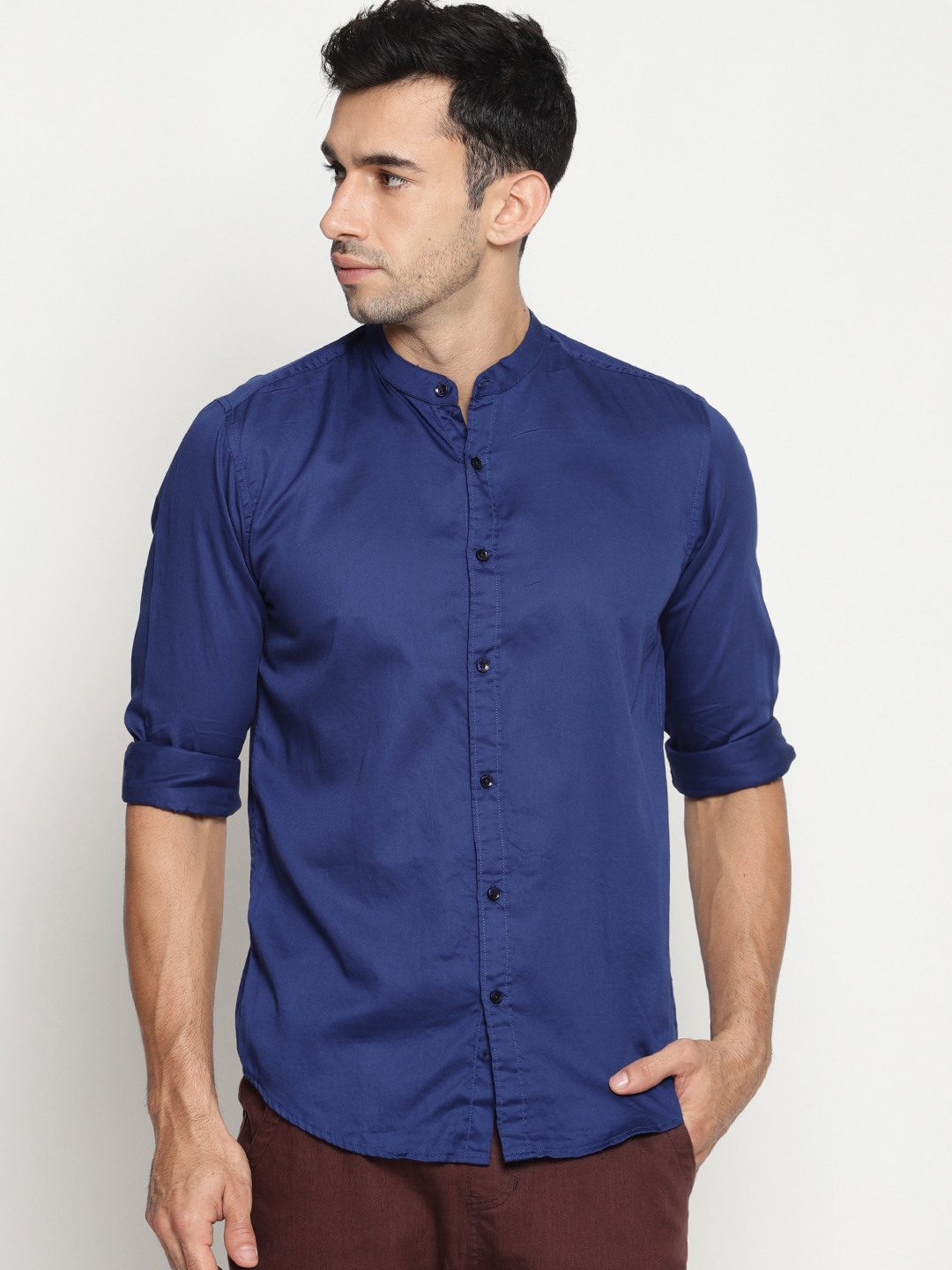 IVOC Men Navy Blue Smart Slim Fit Solid Casual Shirt