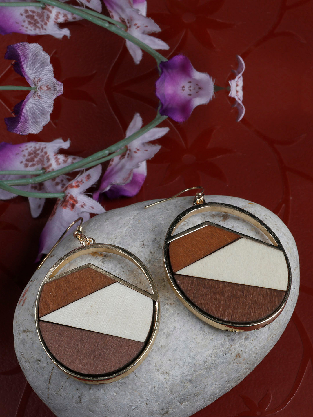 PRITA BY PRIYAASI Brown & Cream-Coloured Handcrafted Oval Drop Earrings