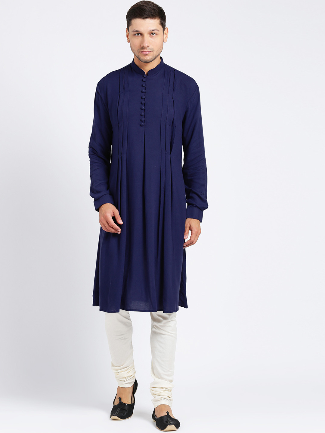 KISAH Men Navy Blue & Off-White Solid Kurta with Churidar