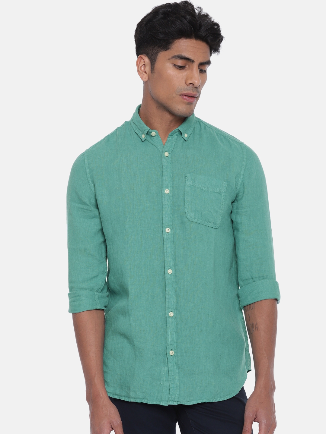 Men Green Classic Fit Solid Full Sleeves Casual Shirt