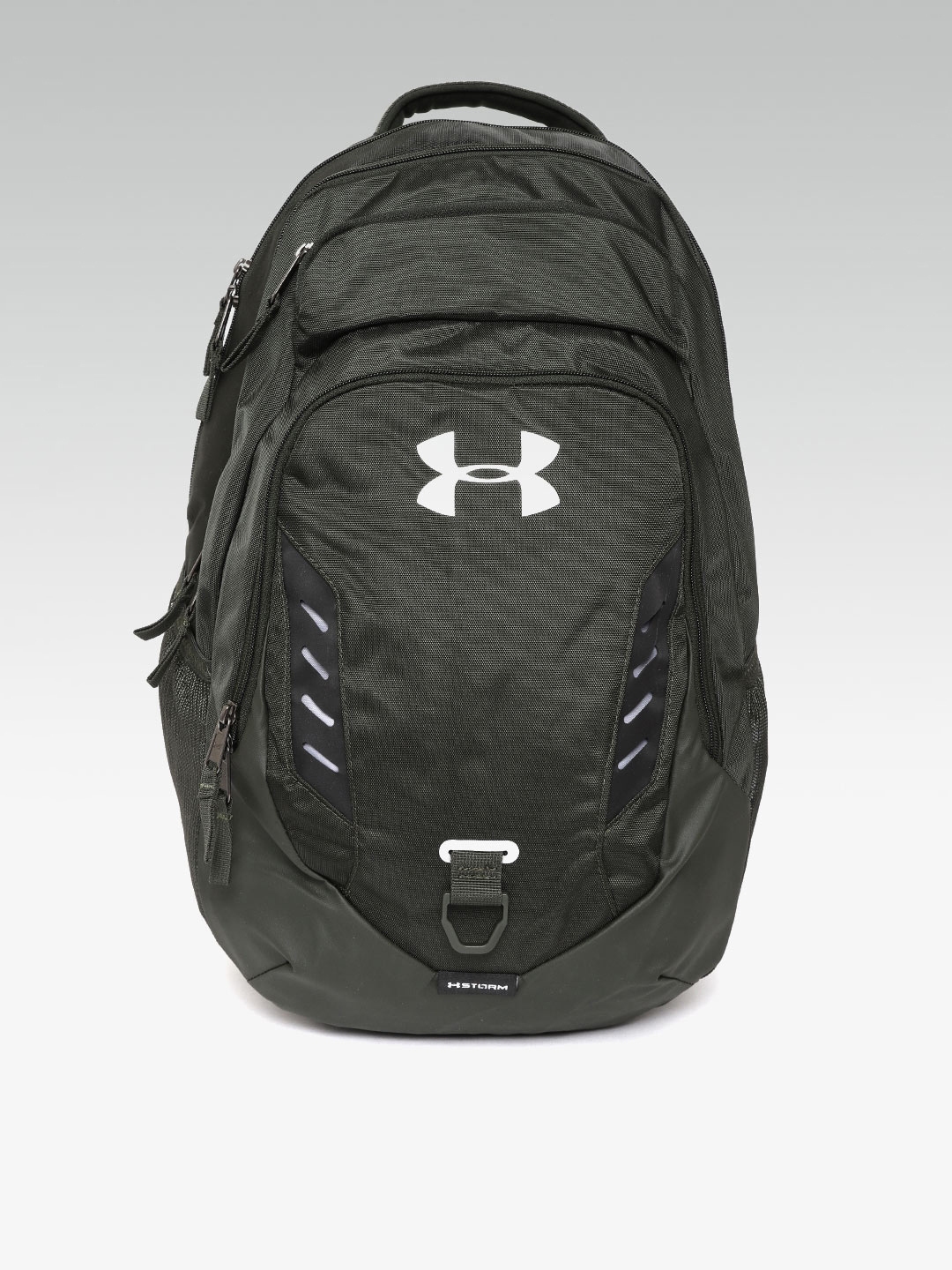 Men under cheap armour backpack