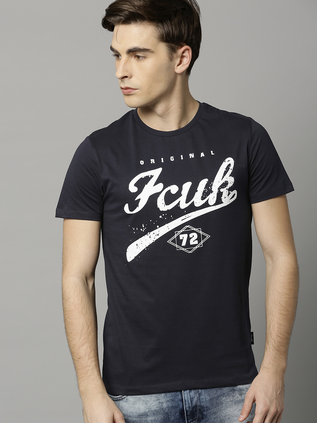 Men Navy Blue Printed Round Neck 