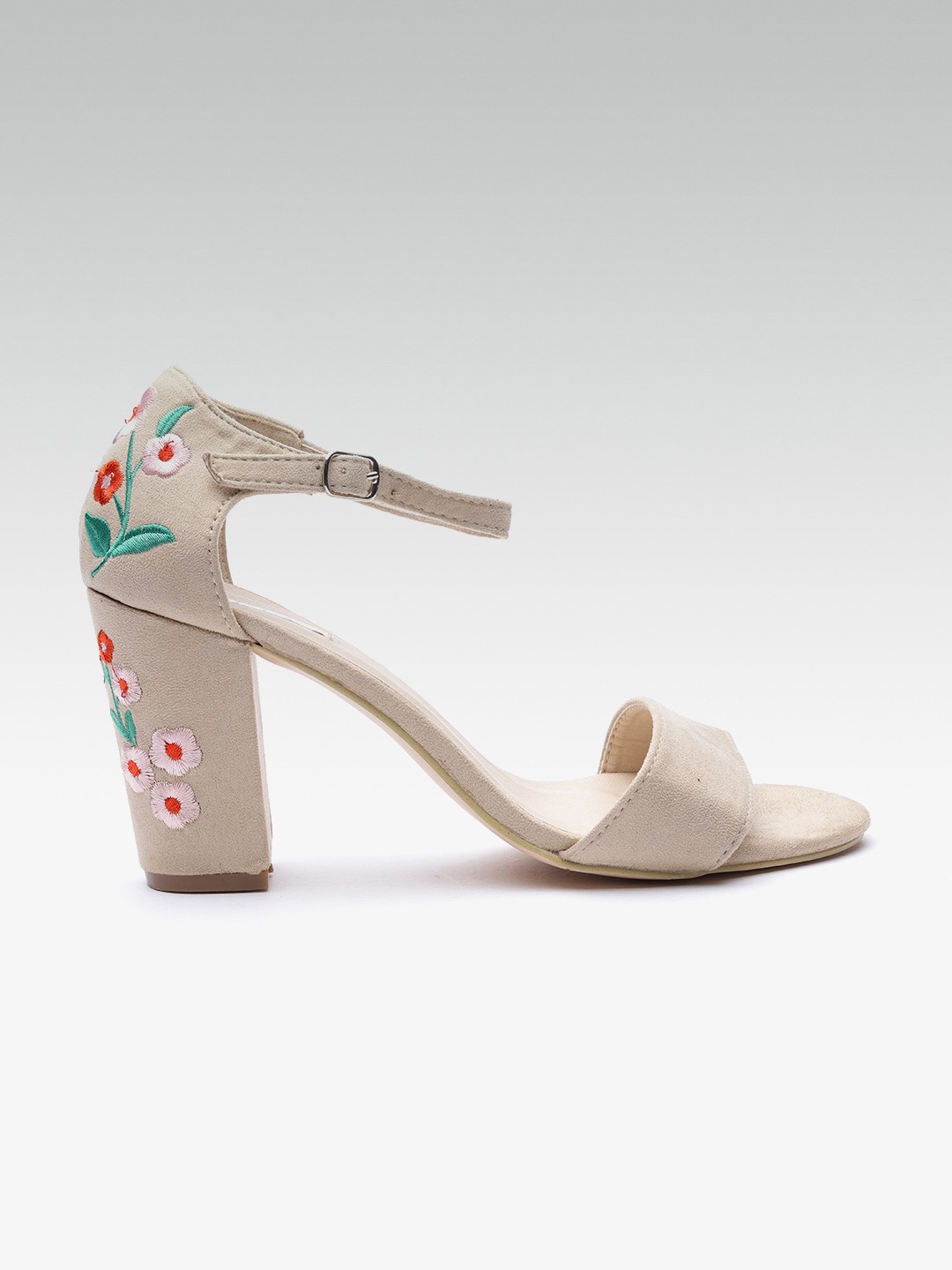elle heels
