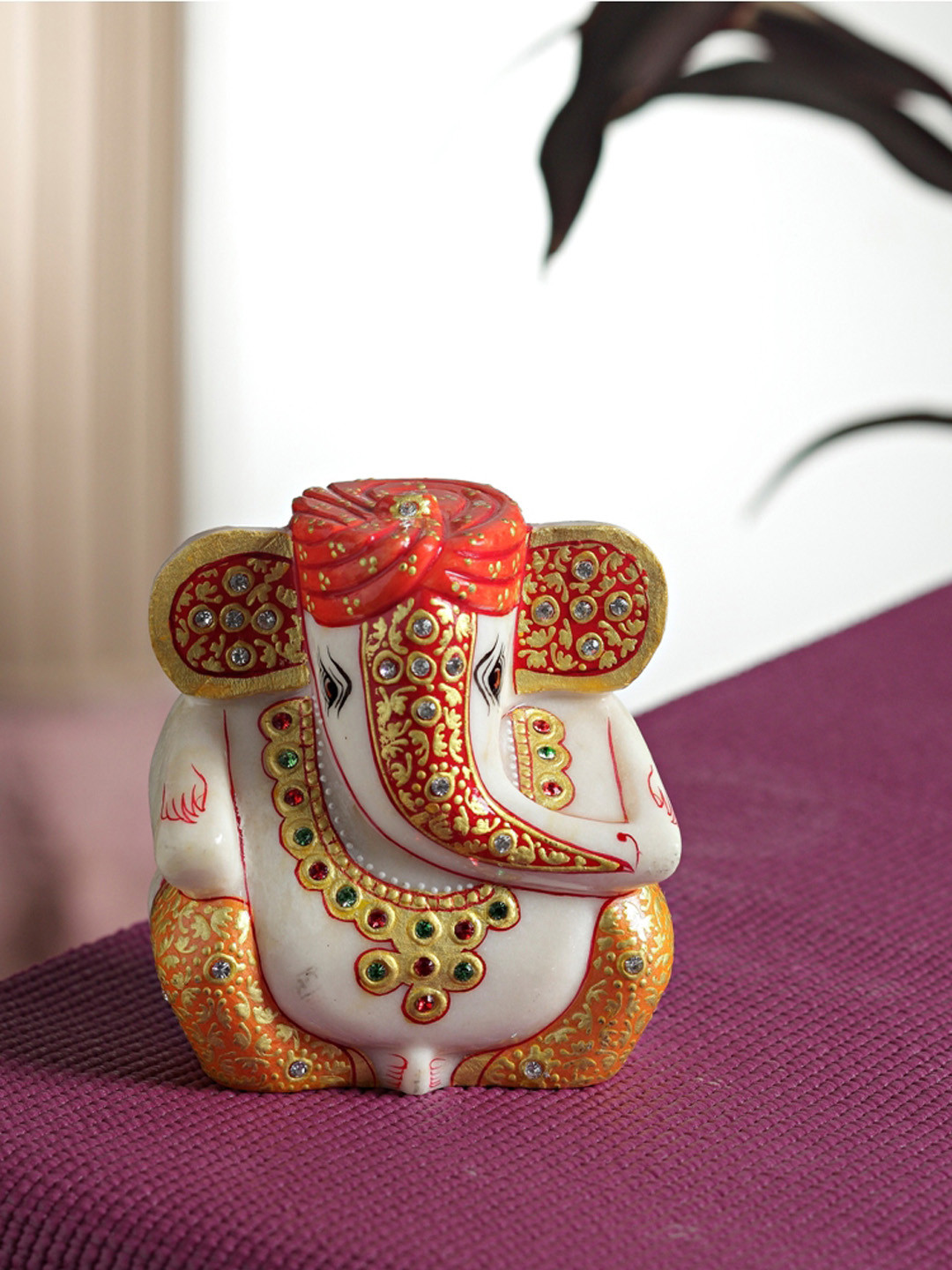 Aapno Rajasthan Ganesh with Turban White Marble Glossy Prayer Room Medium Showpiece - 4.9 Inches