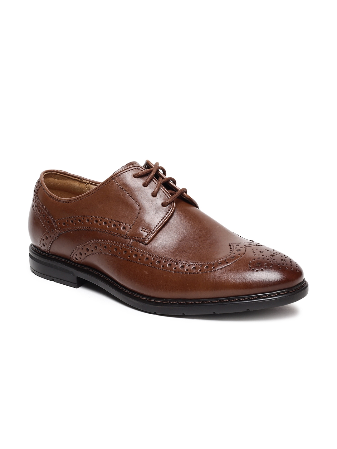 Clarks mens tan brogues deals