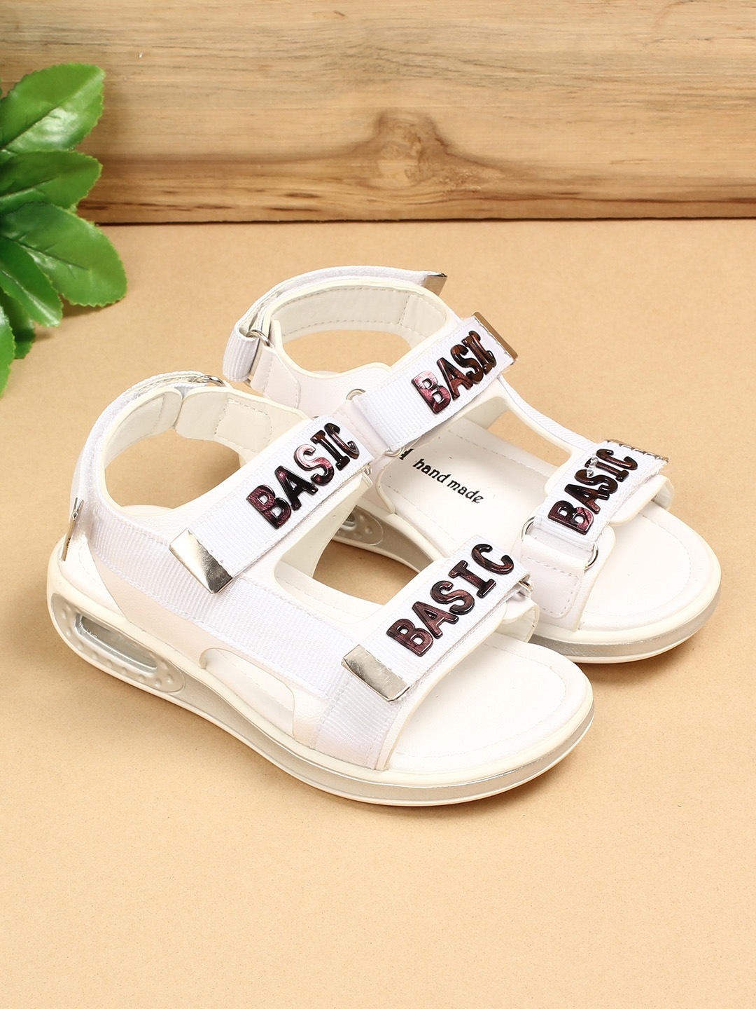 Walk trendy sales sandals