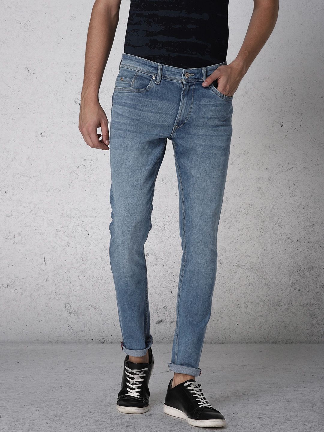 Ecko Unltd Men Light Blue Super Slim Fit Mid Rise Clean Look Stretchable Jeans