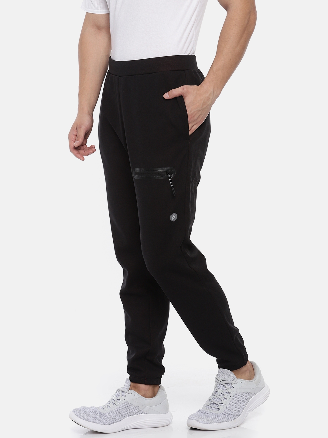 ASICS SweatPants  Buy ASICS Hex Graphic Light Fleece Black Mens Sweatpants  Online  Nykaa Fashion