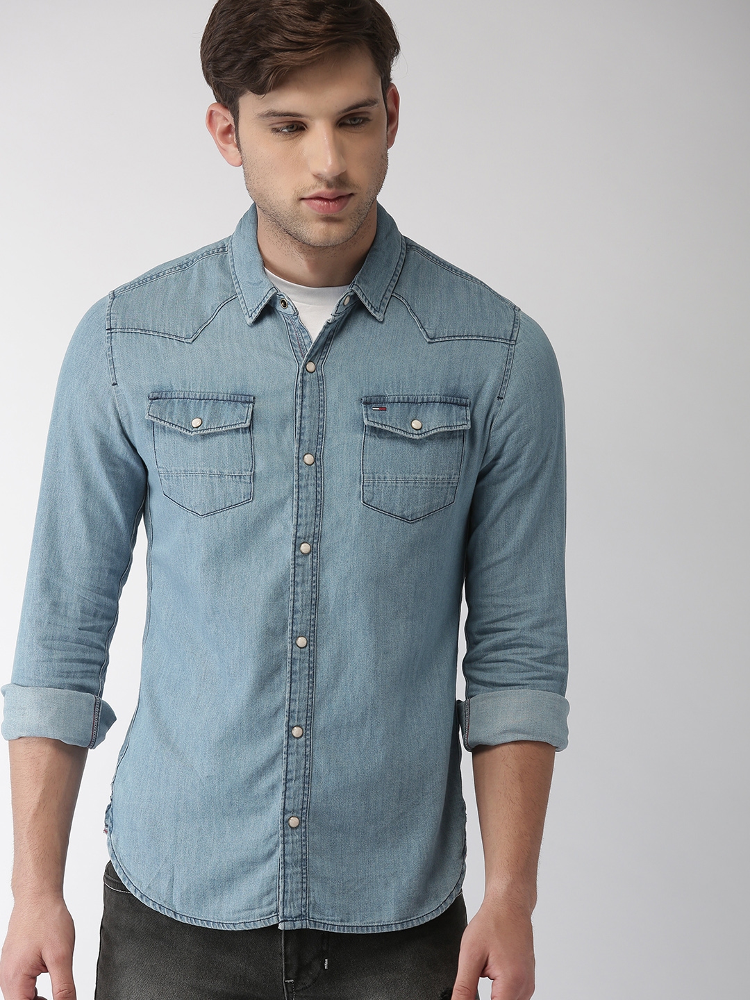 Buy Tommy Hilfiger Men Blue Regular Fit Casual Shirt - Shirts for Men 7760794 | Myntra