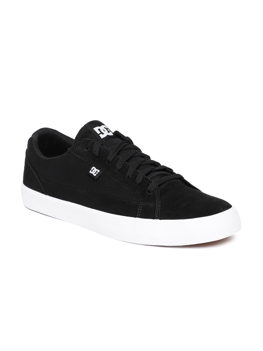 dc casual shoes