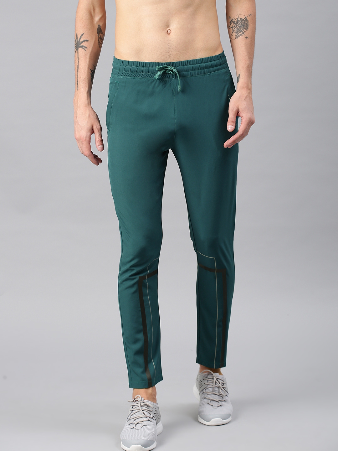 hrx track pants myntra