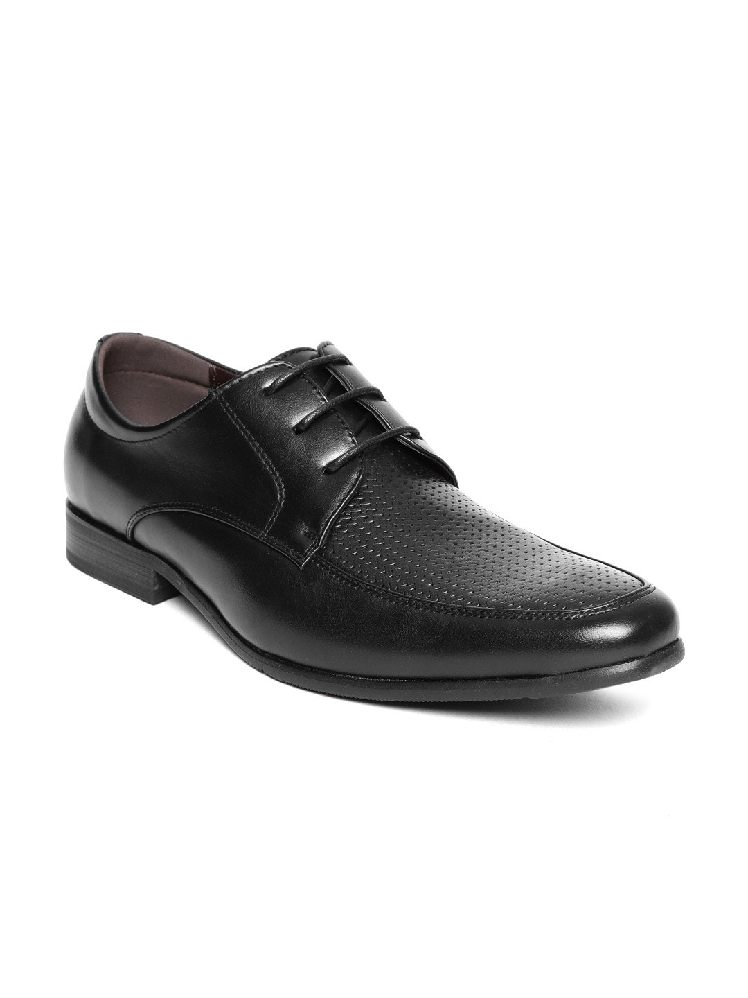 textured formal shoes