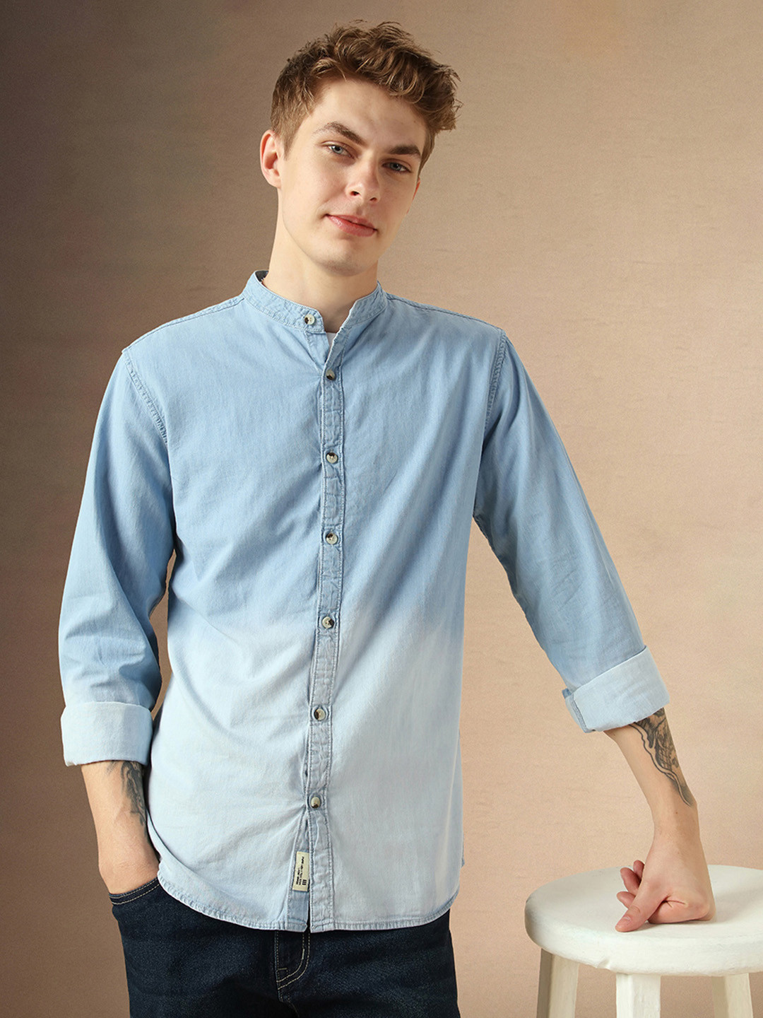 Dennis Lingo Men Blue Modern Slim Fit Faded Casual Chambray Shirt