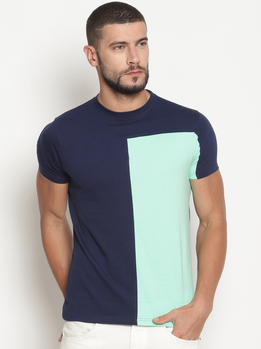 Steenbok Men Navy Blue Colourblocked Round Neck T-shirt