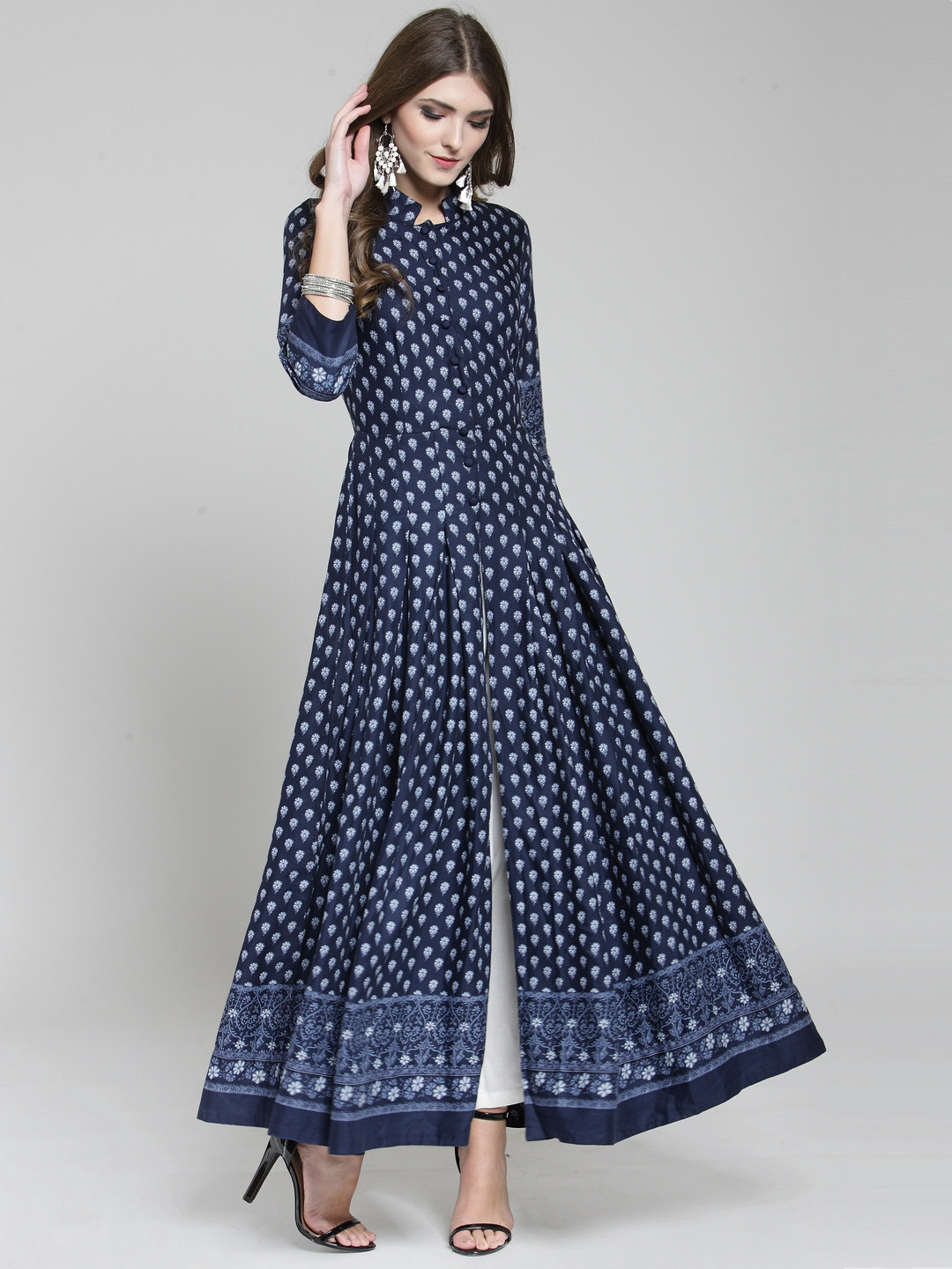 Sera Women Navy Blue & White Printed Kurta with Palazzos