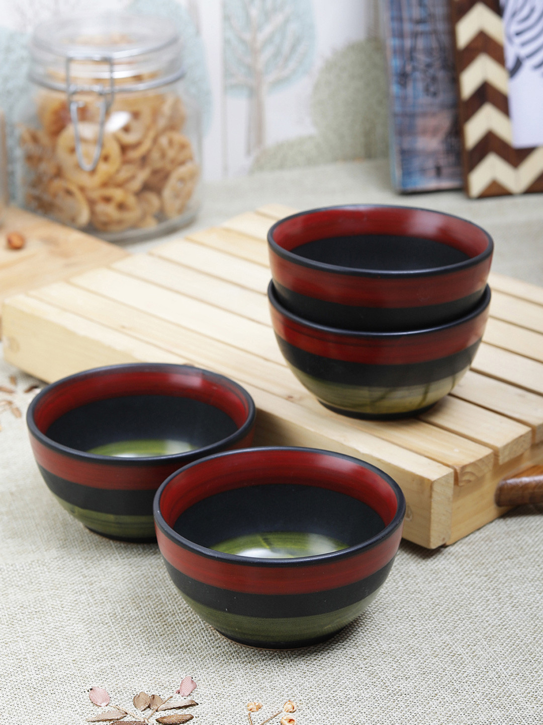 VarEesha Set of 4 Green & Red Hand-Painted Ceramic Bowls