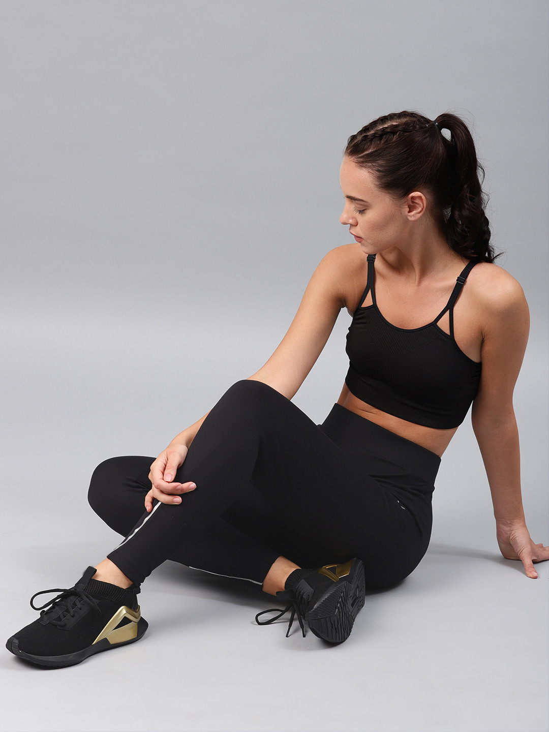 HRX by Hrithik Roshan Women Black Solid Rapid-Dry Skinny Fit Running Tights