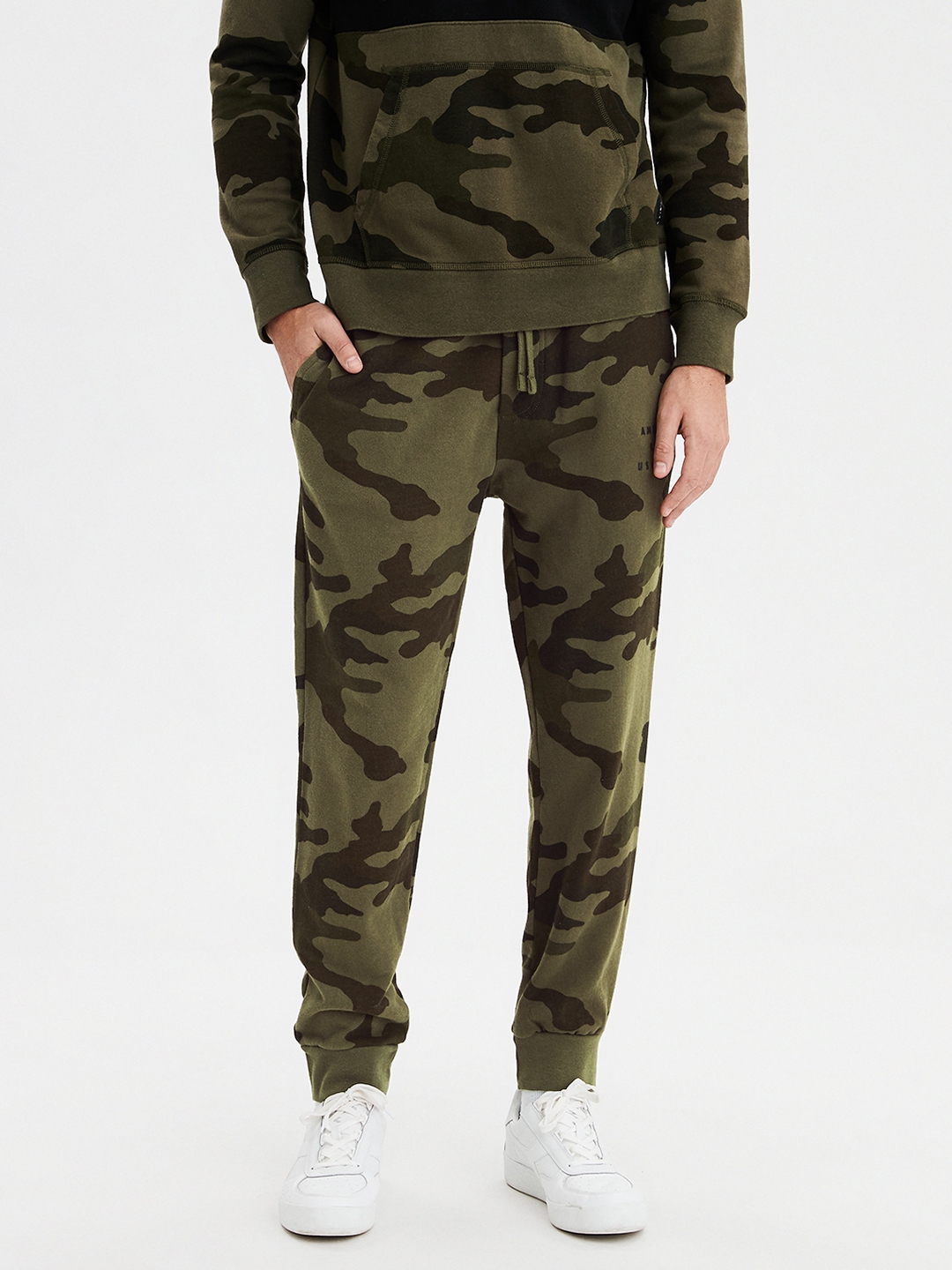 olive green cargo pants american eagle