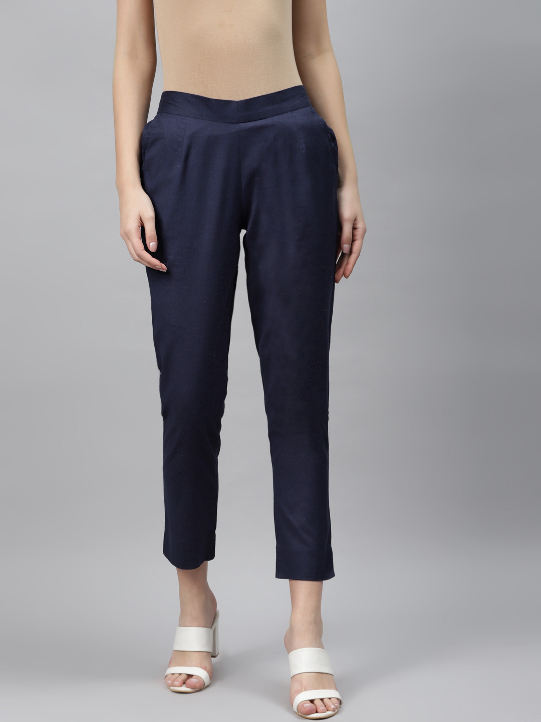 AURELIA Women Navy Blue Regular Fit Solid Cropped Trousers