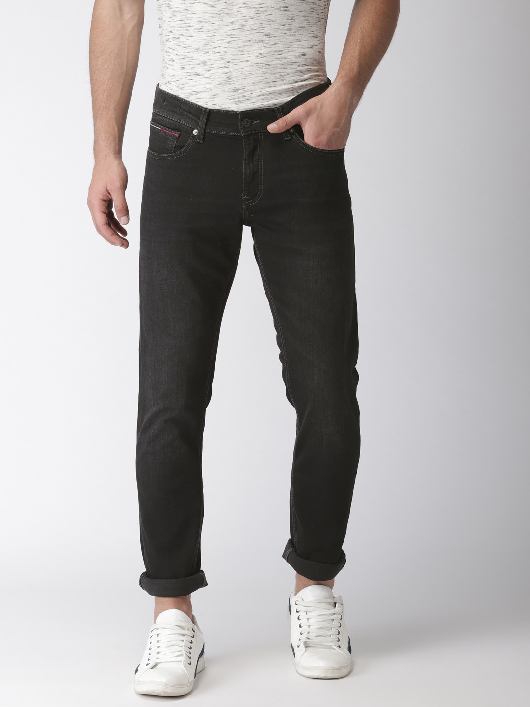 black jeans on myntra