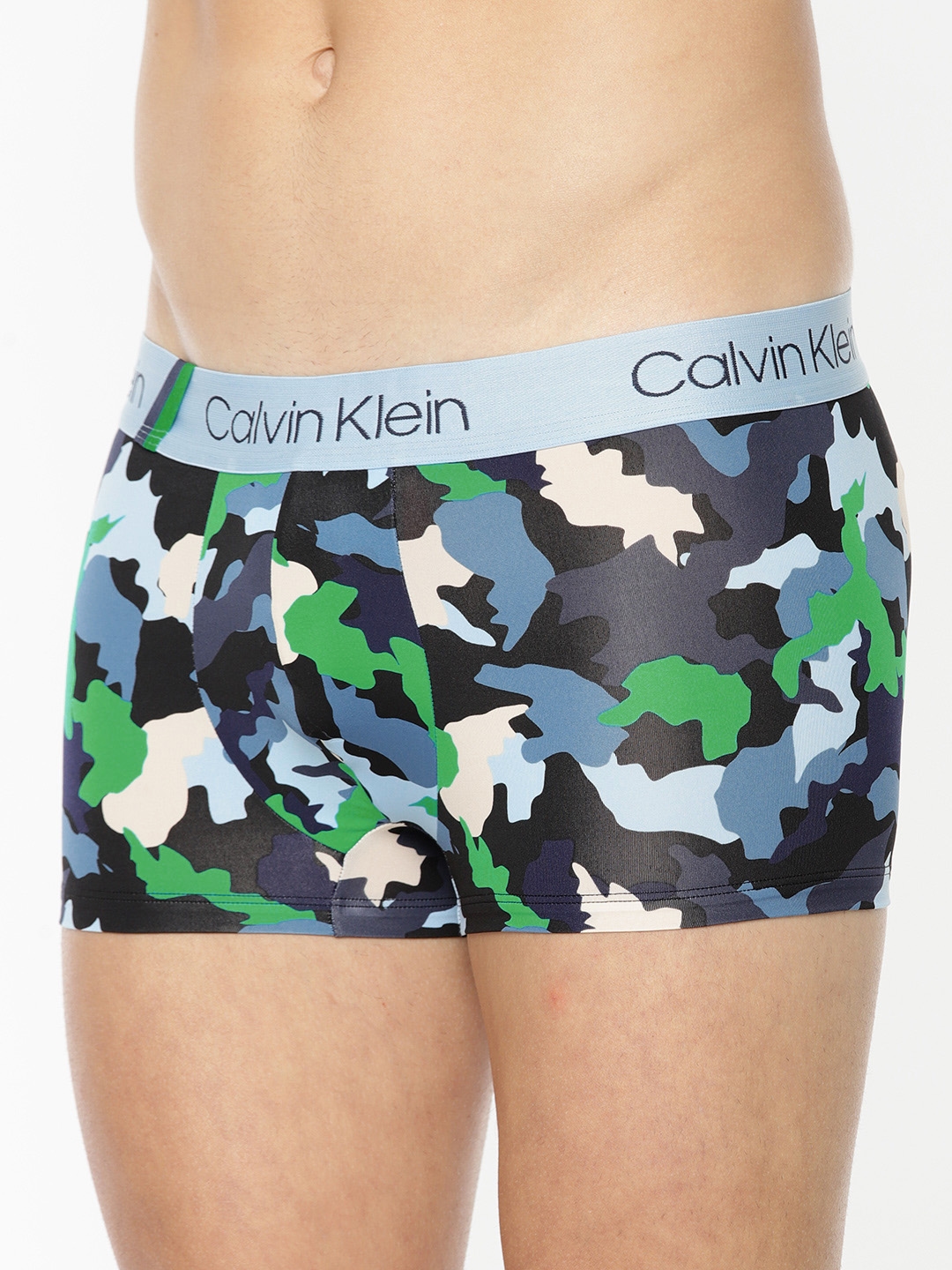 Buy Calvin Klein Underwear Men Navy Blue  Green Printed Trunk NB18889GZ -  Trunk for Men 8456317 | Myntra
