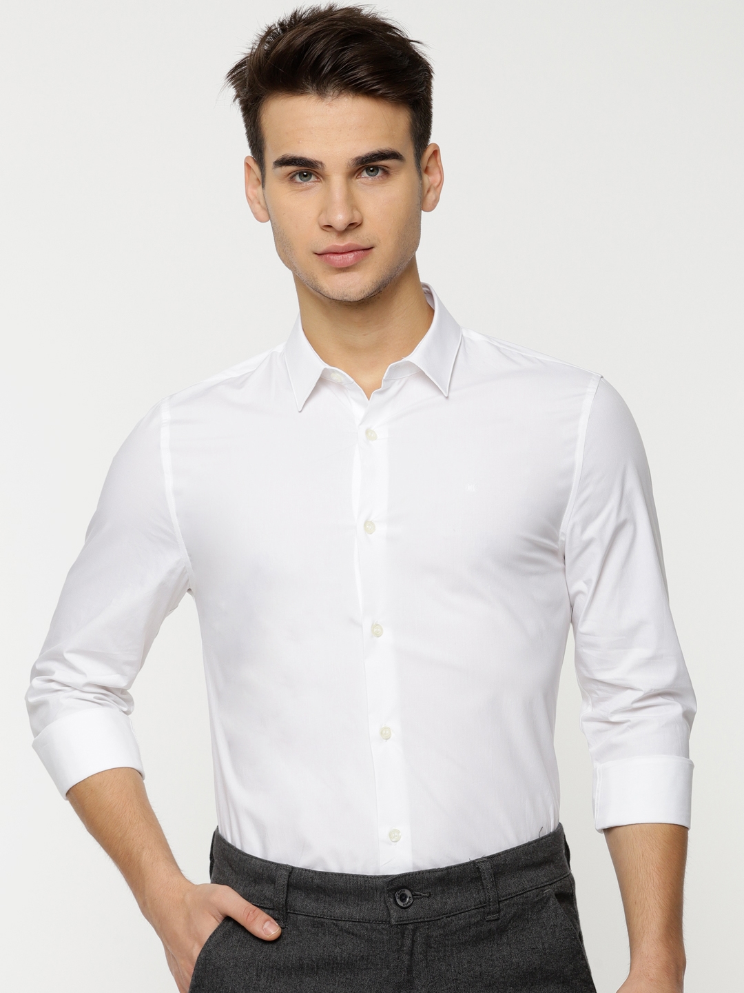 Calvin Klein Jeans Men White Slim Fit Solid Formal Shirt