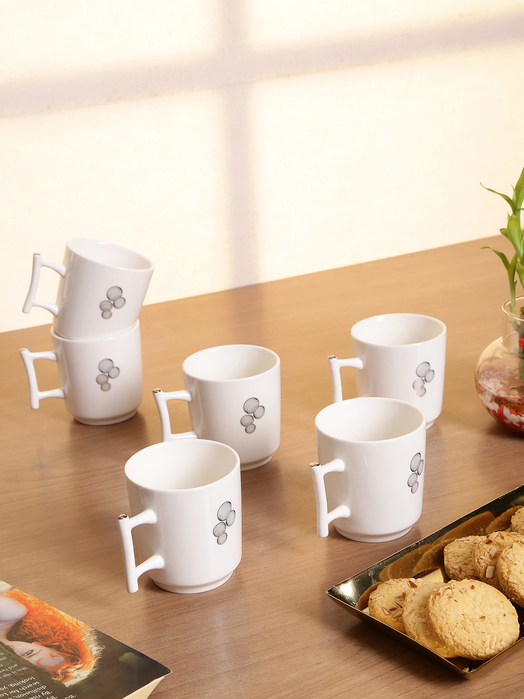 GOODHOMES 3D Animal Moo Cow White Geometric Porcelain Microwave Safe 6 Piece Mugs-160ml