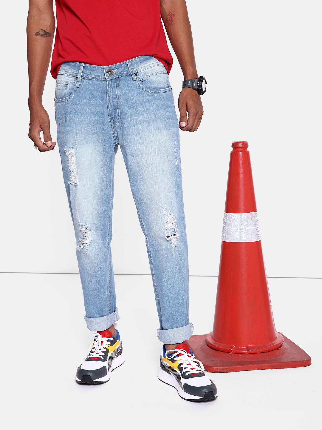 The Roadster Lifestyle Co. Men Faded Blue Skinny Back Street Boys Distressed Denim Jeans