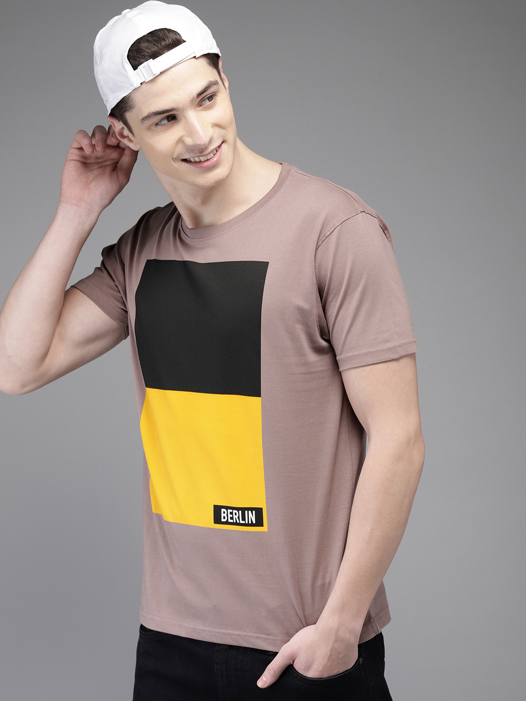 HERENOW Men Mauve  Black olourblocked Cotton Pure Cotton T-shirt