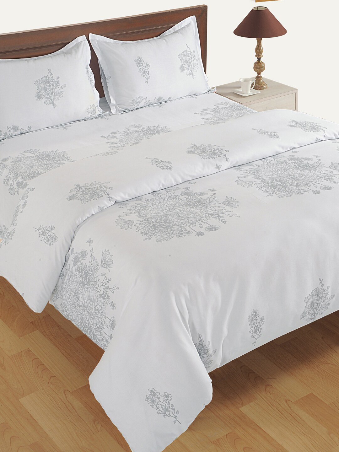SWAYAM White Printed Bedding Set With Comforter