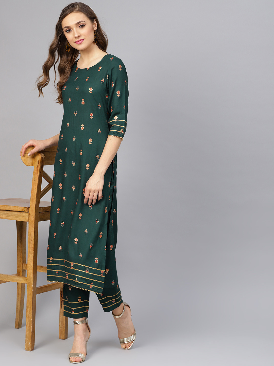 Idalia Women Green & Golden Printed Kurta with Trousers