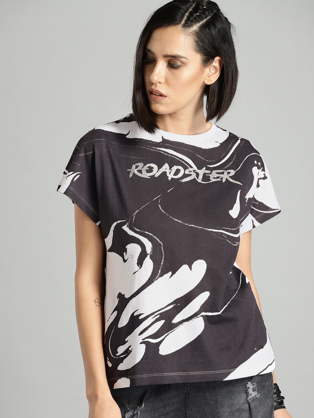 myntra white t shirt