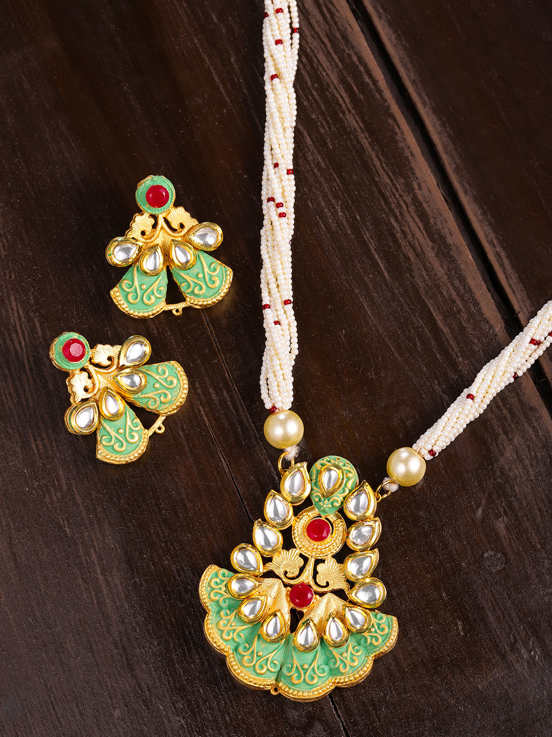Zaveri Pearls White & Gold-Toned Kundan & Multi Pearl Strands Jewellery Set