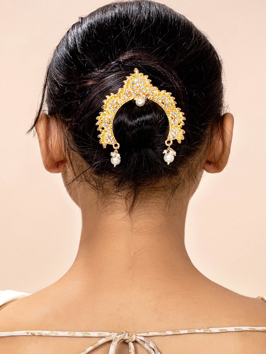 Peora Women Kundan Pearl Hair Accessary