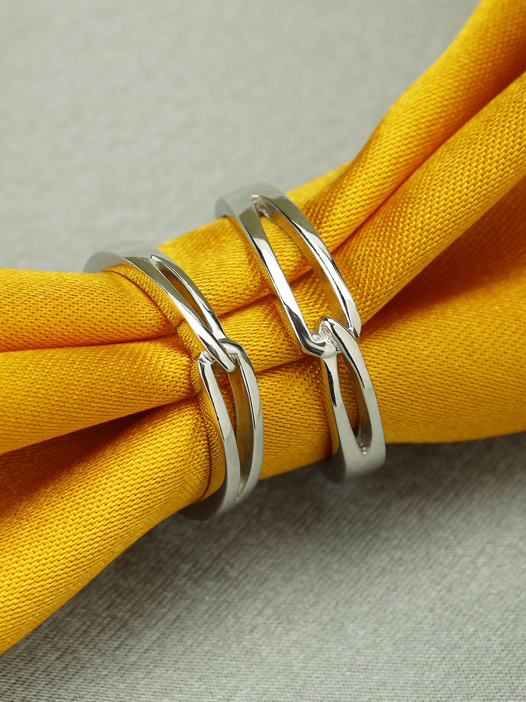 Peora Unisex Set of 2 Silver-Toned 316L Stainless Steel White Couple Rings