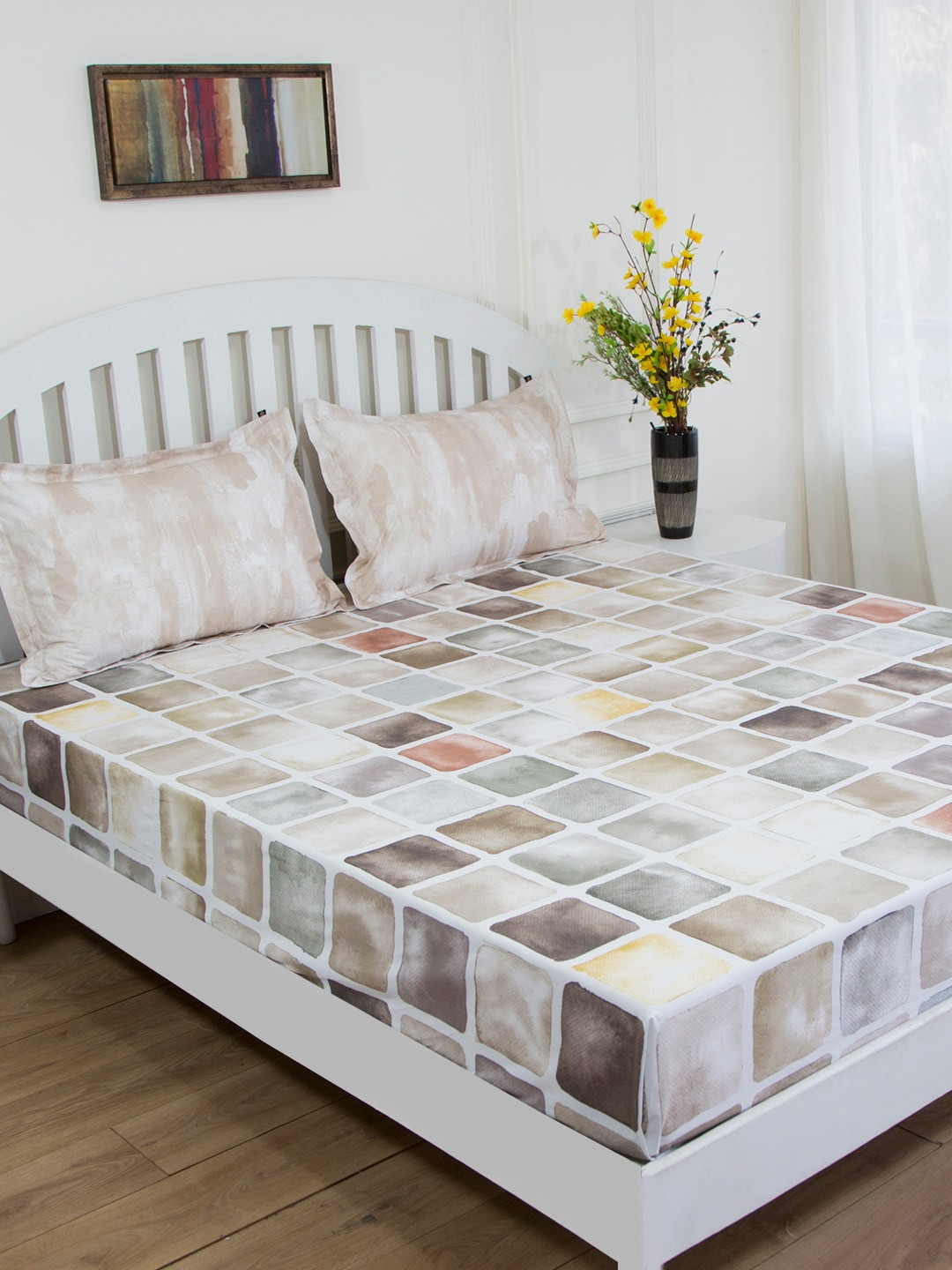 GM Gmf Fiesta Off White Geometric Cotton 180 TC King Fine Bedsheet with 2 Pillow Covers-90 x 108 inches